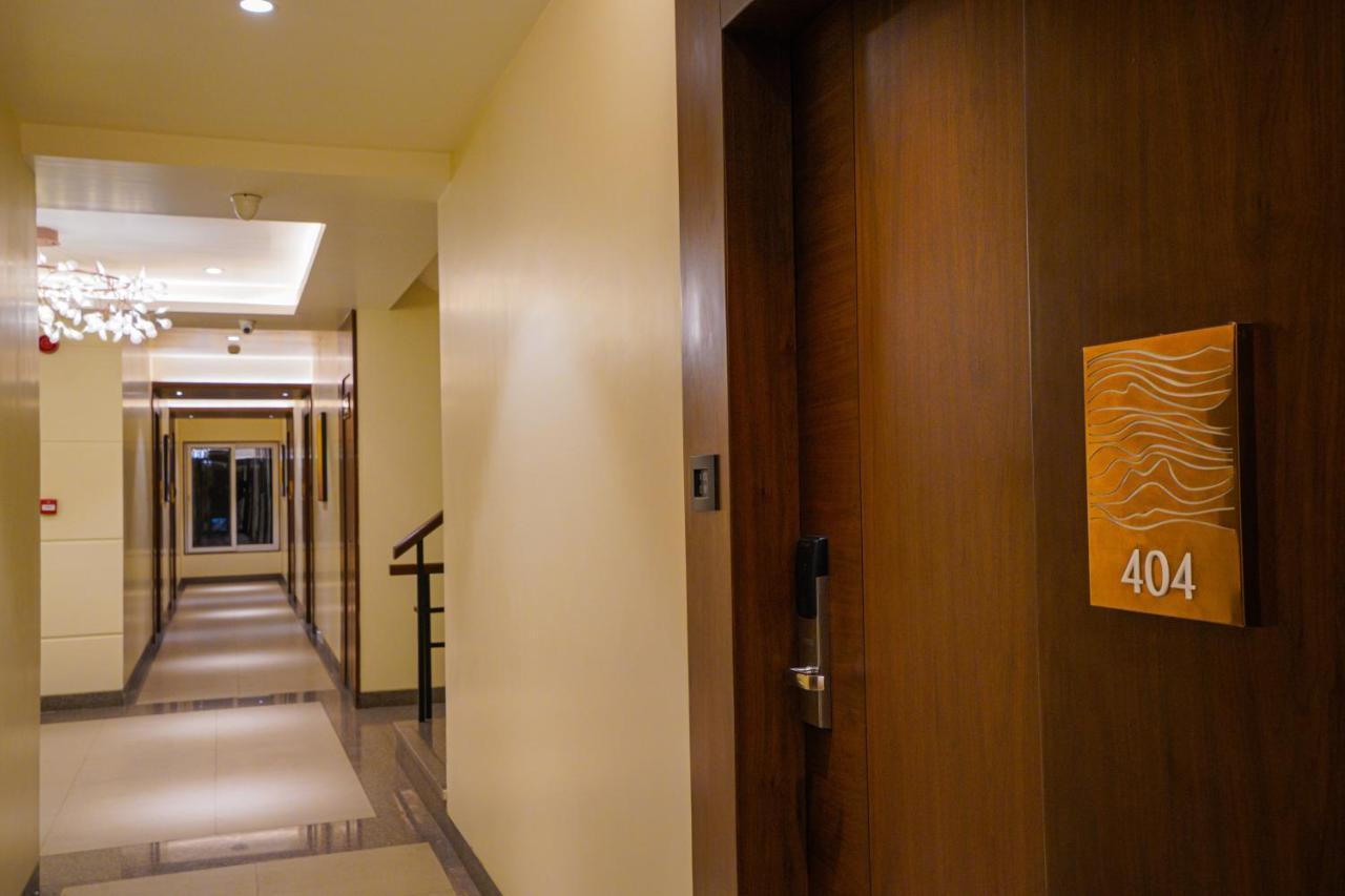 Hotel El Magnifico Surat Zewnętrze zdjęcie